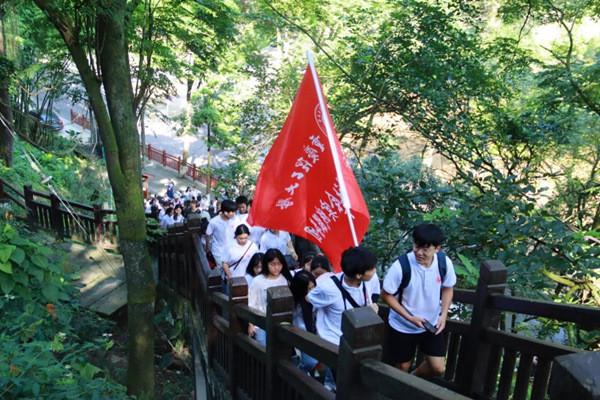推动心电远程诊断技术在基层运用